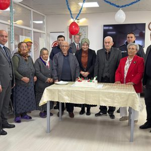 Yaşlılarımızın Yeni Yılını Kutladılar  - fotoğraf 5