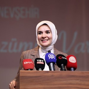 Bakanımız Göktaş, Nevşehir’de Kapadokya Huzurevi Yaşlı Bakım ve Rehabilitasyon Merkezi'nin açılışını yaptı - fotoğraf 4