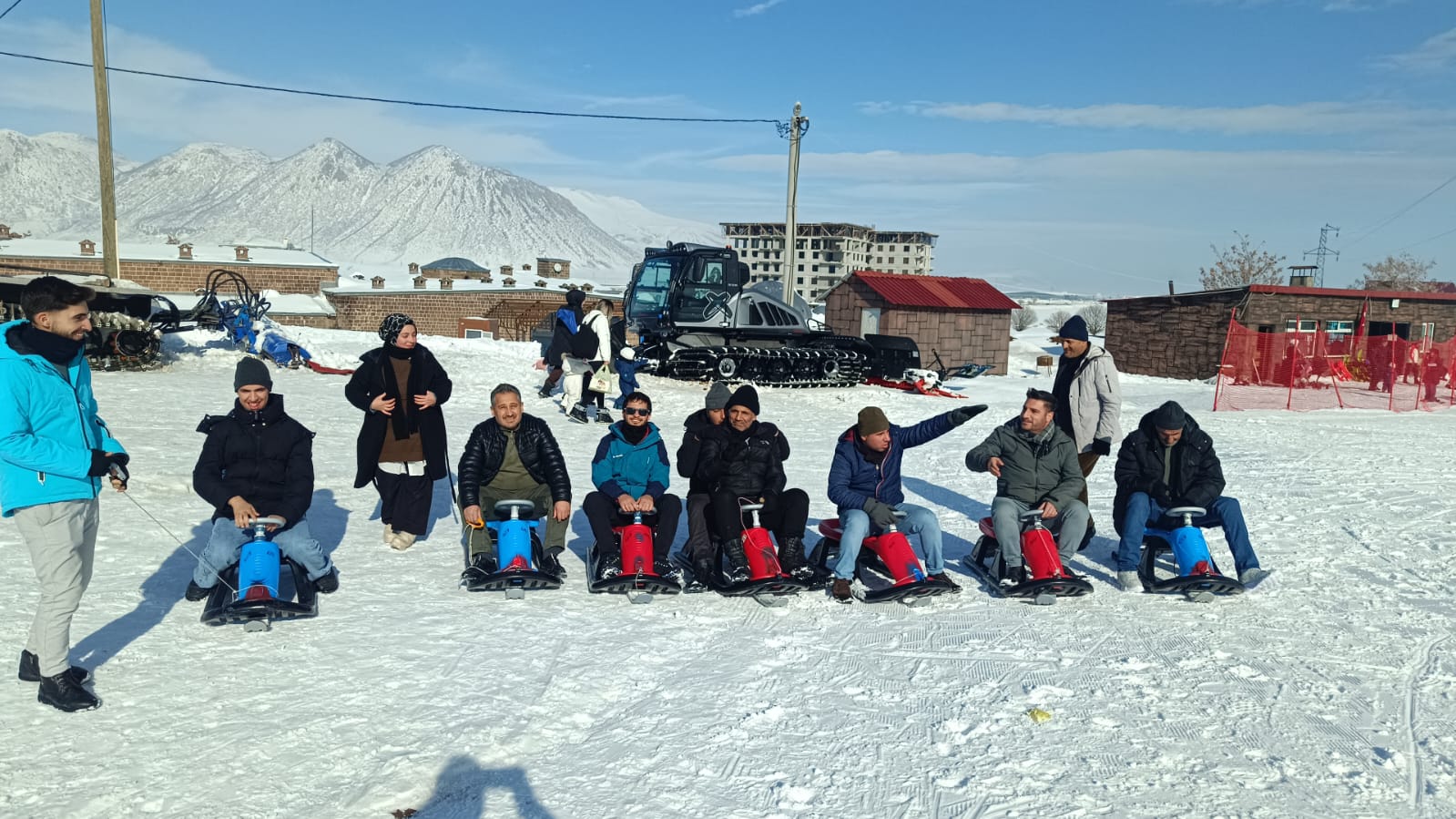 Engeller Karda Eri̇di̇: Engelsiz Yaşam Merkezimizden Unutulmaz Kış Etkinliği