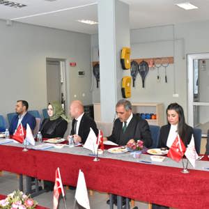 "Güçlendirici Bakım Modeli" İçin Paydaş Kurumlar Bir Arada: Bursa İl Eylem Planı Toplantısı Gerçekleştirildi - fotoğraf 3