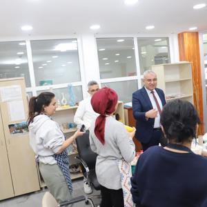 MEHMET ŞÜKRÜ TÜLAY ÇOCUK EVLERİ SİTESİNDE ATÖLYE ÇALIŞMAMIZ - fotoğraf 1