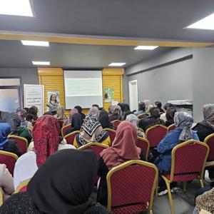  GÜNEY ADANA AİLE DESTEK MERKEZİ KURSİYERLERİNE YÖNELİK MODÜLER AİLE EĞİTİM PROGRAMI KAPSAMINDA KENDİNİ BİLMEK KONUSUNDA EĞİTİM  VERDİK - fotoğraf 2