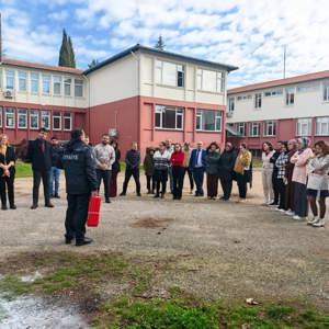 Kırklareli’nde Personele Yönelik Yangın Eğitimi ve Tatbikatı Gerçekleştirildi - fotoğraf 1