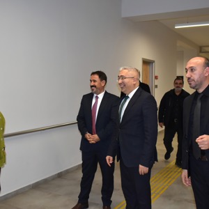İl Müdürümüz  Faruk Uysal, Celal Sönmez Gündüzlü Bakım  Merkezi’ni ziyaret ederek kurum personeliyle bir araya geldi - fotoğraf 1