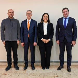Valimiz Sayın Dr. Hülya Kaya Onuruna Veda Yemeği Düzenlendi - fotoğraf 2
