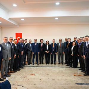 Valimiz Sayın Dr. Hülya Kaya Onuruna Veda Yemeği Düzenlendi - fotoğraf 1