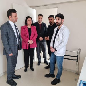 Vali Yardımcımız Sayın İhsan Maskar, İl Müdürümüz Sayın Özgür Kırmızıtaş ile birlikte;  Karahan Bakım Merkezi  Sivas Bakım Merkezi - fotoğraf 2