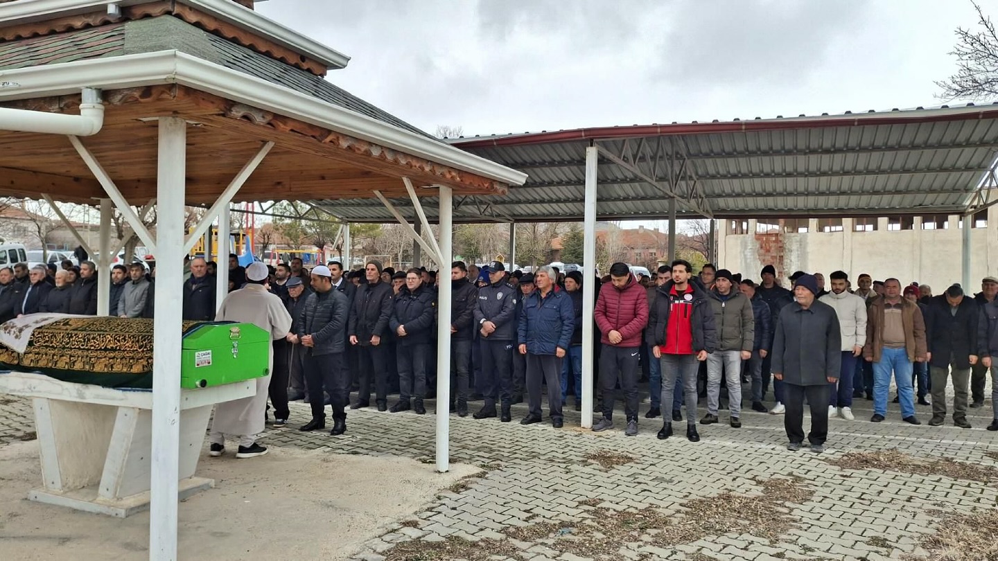 Şehidimiz Mustafa Tezcan’ın kıymetli annesi Raziye Tezcan vefat etti.