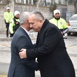 Polis Memuru Furkan Demir’in şehadetinin sene-i devriyesi münasebetiyle Çetinel Camii’nde düzenlenen mevlid programı - fotoğraf 4