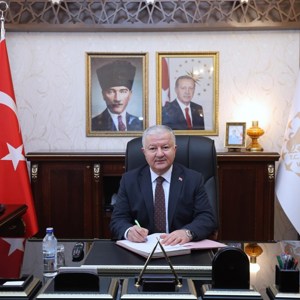 Sayın Valimiz Murat DURU görevine başladı. - fotoğraf 1