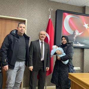 Hüsnü Bebeği Koruyucu Ailesine Kavuşturduk - fotoğraf 1