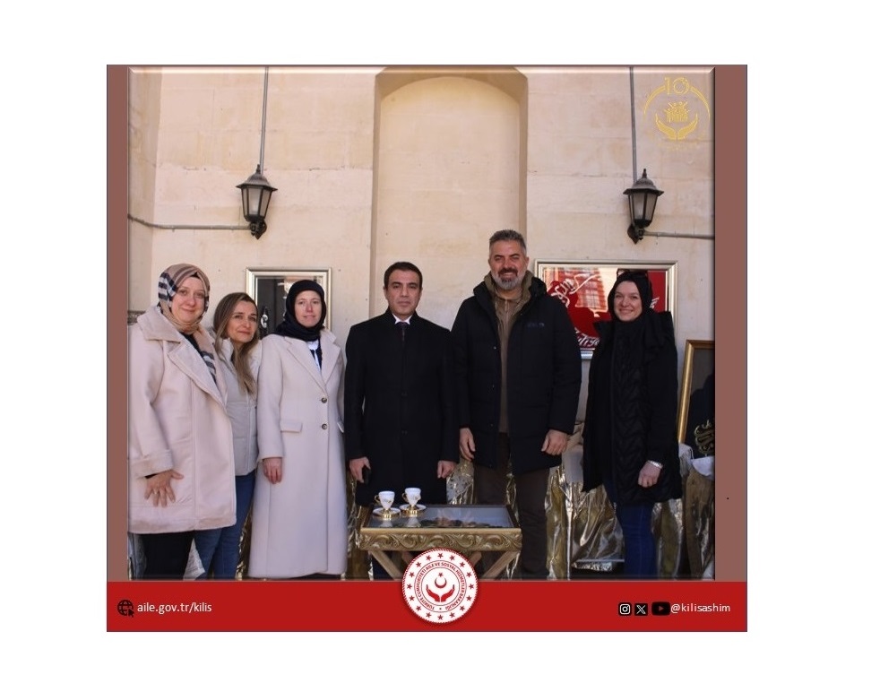 Sayın Vali Yardımcımız Murat DEMİRBİLEK'in,  İl Müdürümüz Müslüm Ferdi BOZKURT'un ve İl Müdür Yardımcımız Ali ÇELİK'in katılımları ile 'Turgay BAŞYAYLA ile Lezzetli Tavsiye Programı' 'İslambey ÇATOM da çekilmiştir.