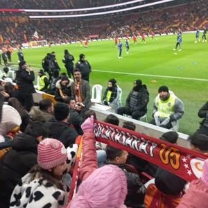 Galatasaray SK den Çocuklarımıza Karne Hediyesi…. - fotoğraf 1