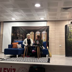 Tiyatro Gösterisi - fotoğraf 2