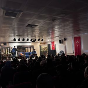 Tiyatro Gösterisi - fotoğraf 3