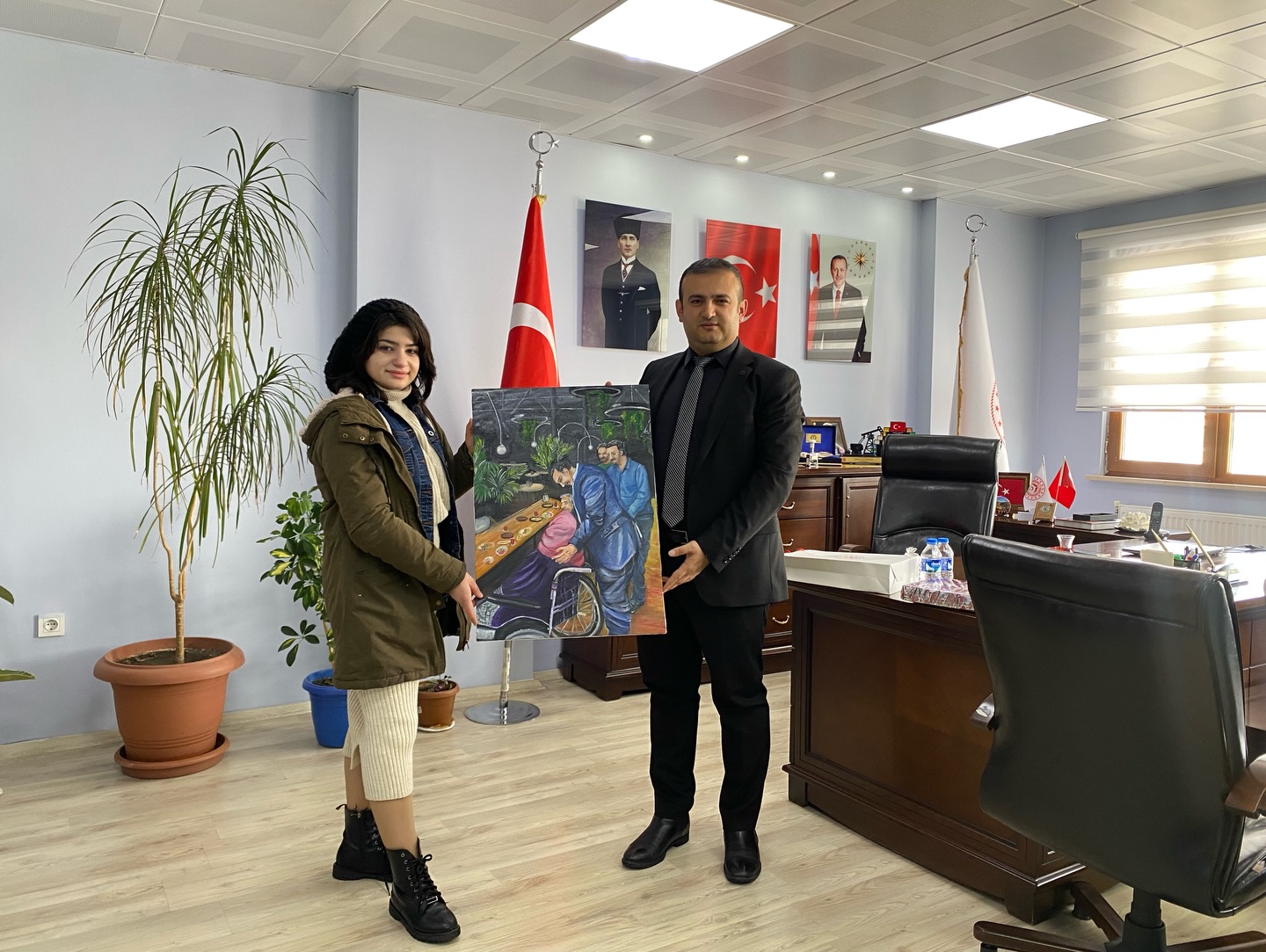 Lise Öğrencisinden İl Müdürümüze Anlamlı Ziyaret