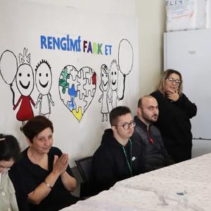 3 Aralık Dünya Engelliler Günü kapsamında özel bireylerimiz tarafından hazırlanan el emeği ürünleri sergisi düzenlenmiştir. - fotoğraf 7