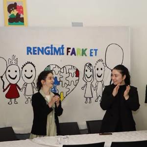 3 Aralık Dünya Engelliler Günü kapsamında özel bireylerimiz tarafından hazırlanan el emeği ürünleri sergisi düzenlenmiştir. - fotoğraf 6