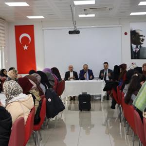 Merhume Nazmiye Yarbaşı Esen için, vefatının yedinci günü dolayısıyla kurumumuzda anma programı düzenlenmiştir. - fotoğraf 4
