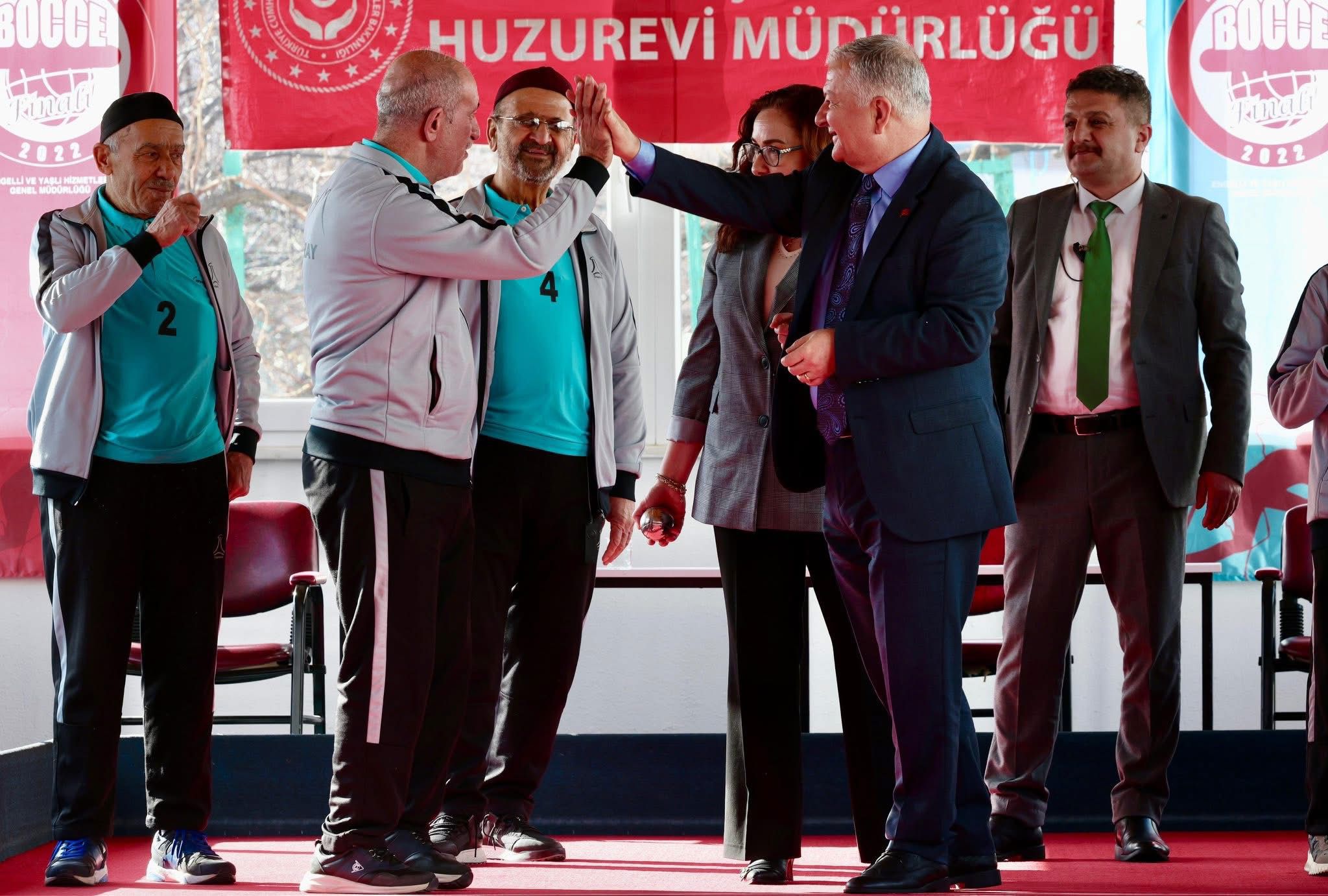 Allah Devletimizin Gölgesini Artırsın! - fotoğraf 13