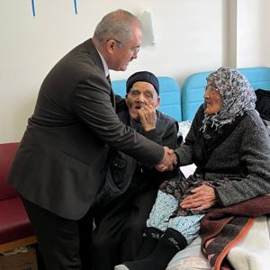 Fazlı-Macide Halaç Huzurevine Ziyaret  - fotoğraf 2