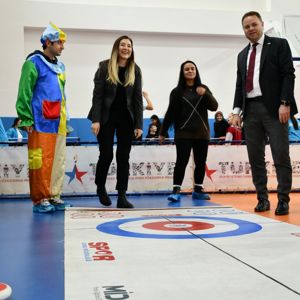 II. Ulusal Otizm Eylem Planı ile İl Gençlik ve Spor Müdürlüğü’nün Ocak ayı “Mutlu Çarşamba” Projesi kapsamında, otizmli bireylerin de aralarında bulunduğu özel gereksinimli bireylere yönelik bir dizi etkinlik gerçekleştirildi. - fotoğraf 1
