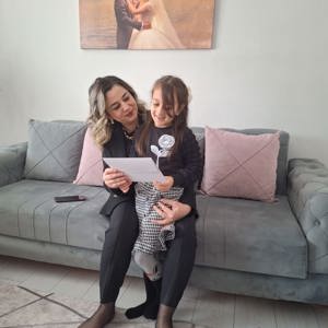 Bakanımız Sayın Mahinur ÖZDEMİR GÖKTAŞ’ın tebrik kartı ile Bakanlığımız Şehit Yakınları ve Gaziler Genel Müdürlüğü tarafından gönderilen hediye kutuları, gerçekleştirilen ziyaretlerle çocuklarımıza ulaştırıldı. - fotoğraf 5