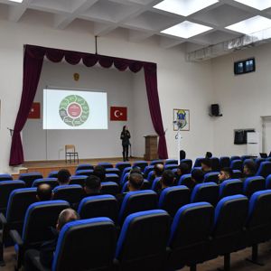AİLE EĞİTİM PROGRAMI KAPSAMINDA MADDE BAĞIMLILIĞINA YÖNELİK EĞİTİM GERÇEKLEŞTİRİLDİ - fotoğraf 2
