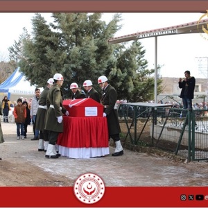 Kıbrıs Gazisi Bilal AĞCABAY'ın cenazesinde İl Müdürümüz M.Ferdi BOZKURT, Şube Müdürümüz Ahmet KILINÇ ve bağlı Kuruluşlarımızdaki personelimiz  ile birlikte Gazimize son görevimizi yerine getirdik. Acılı Aileye ve sevenlerine baş sağlığı diliyoruz.  - fotoğraf 3
