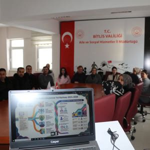 Kuruluşlarımızda Kadın Hizmetleri Mevzuat Eğitimi Gerçekleştirildi - fotoğraf 2