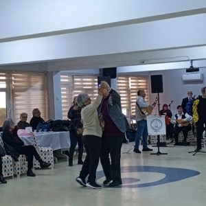 Balıkesir Huzurevindeki Kıymetli Sakinlerimizin Yeni Yıl Heyecanı - fotoğraf 1