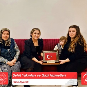 İl Müdürümüz Sayın Emine BÖÇKÜN, Şehidimiz Orhan Burak BÜYÜKÇAYLI’nın Ailesine Hane Ziyareti Gerçekleştirdi - fotoğraf 1