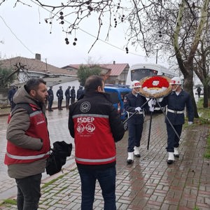 Kıbrıs Gazimiz Merhum Hurşit İNALTEKİN’in Cenaze Törenine Katılım Sağladık - fotoğraf 3