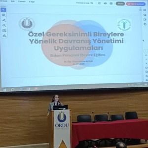 İl Müdürlüğü'müze bağlı yatılı çocuk kuruluşları ve özel bakım merkezlerinde görev yapan bakım personeli ve meslek elemanlarına yönelik eğitim programı düzenlendi. - fotoğraf 2