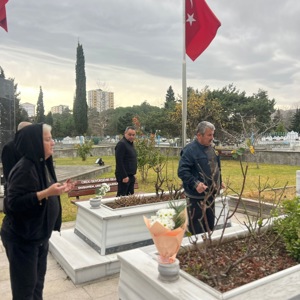 Fatsa Huzurevi Sakinlerimizden Şehidimiz Ümit Karamustafa'nın Ailesine ve Kabrine Ziyaret - fotoğraf 3