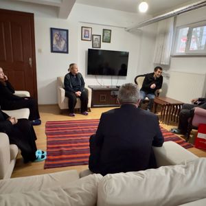 Vali'miz Muammer Erol Riyasetinde, Şehit Piyade Sözleşmeli Er Sefa Kabakkaya’nın ailesi ile Gazi Sami Çakır’a evlerine ziyarette bulunduk - fotoğraf 2