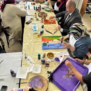 Sabancı Çocuk Evleri Sanat Atölyesinde, Üretmenin Mutluluğu Bir Başka - fotoğraf 1