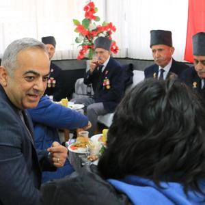 Türkiye Muharip Gaziler Derneği  ve Türkiye Kızılay Elazığ Şube Başkanı Çocuk Evleri Sitemizi Ziyaret Ettiler. - fotoğraf 9