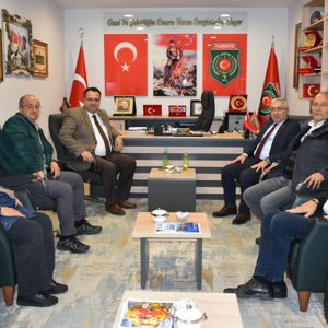 İl Müdürümüz Faruk Uysal  Türkiye Harp Malulü Gaziler, Şehit Dul ve Yetimleri Derneği Bursa Şubesini ziyaret etti - fotoğraf 1
