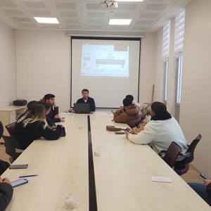 Evlenecek Gençlerin Desteklenmesi Projesi Kapsamında Evlilik Öncesi Eğitim Programı Gerçekleştirildi - fotoğraf 1