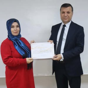 Modüler Aile Eğitim Programını Başarı ile Bitiren Öğrenci Velilerine Belge Takdimi - fotoğraf 10