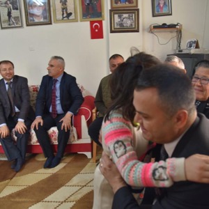 Tarsus Kaymakamı Kadir Sertel OTÇU Şehit Yakınlarımıza Ziyaretler Gerçekleştirdi  - fotoğraf 7