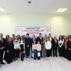 “Sevgiyle Şefkatle Örülen Saçlar” Etkinliği Yoğun Katılımla Gerçekleştirildi - fotoğraf 3