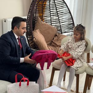 Şehidimizin Emaneti Kumsal Evladımızın Karne Sevincine Ortak Olundu - fotoğraf 2