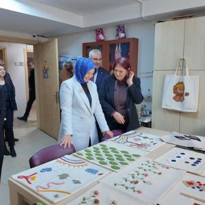 YÜREĞİR’DE ROBOTİK KODLAMA VE BİLİŞİM ATÖLYESİ HİZMETE AÇILDI - fotoğraf 5