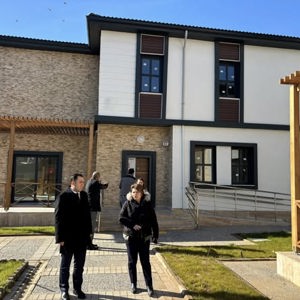 İl Müdürümüz İlkay Türkoğlu, yapımı tamamlanan Çocukevleri Sitesi ile İhtisaslaşmış Çocuk Evleri Sitesi hizmet binalarında yerinde inceledi - fotoğraf 4