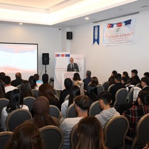 İl Müdürlüğümüzün,  Ev sahipliğinde Erasmus+ KA154 Gençlik Katılımı Programı kapsamında kabul edilen “KAT-KATIL-KATILIM” projesi çerçevesinde düzenlenen Gençlik Kampı, gençlerimizin yoğun katılımıyla başladı - fotoğraf 3