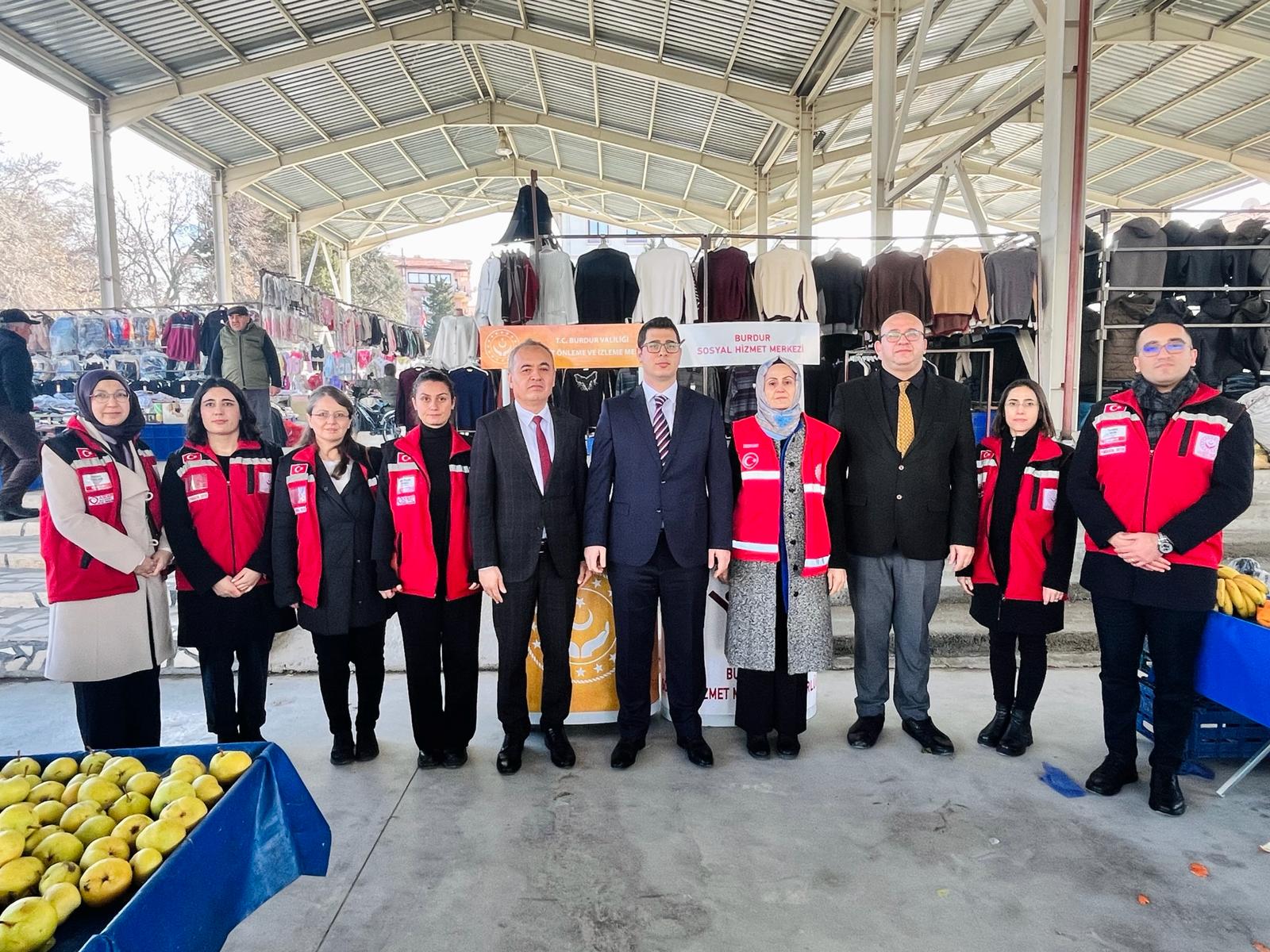 Kemer Halkımızla İç İçe, Erişilebilir Ve Güçlü Sosyal Hizmet İçin Çalışmalarımız Aralıksız Devam Ediyor.