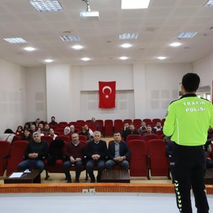 Karayolu Trafik Güvenliği Eğitimi Gerçekleştirdik - fotoğraf 2