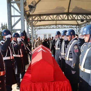 Kıbrıs Barış Harekâtı Gazimiz Fedli Bulut’u Uğurladık - fotoğraf 3